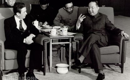 Enrico Berlinguer and Hua Guofeng meet in April 1980