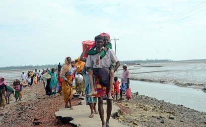 Thousands of Rohingya citizens fleeing from Myanmar are crossing the Bangladesh border at Teknaf and entering Rohingya camps, 2017, Cox's Bazar, Bangladesh.