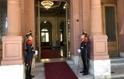 Image- Casa Rosada Guards